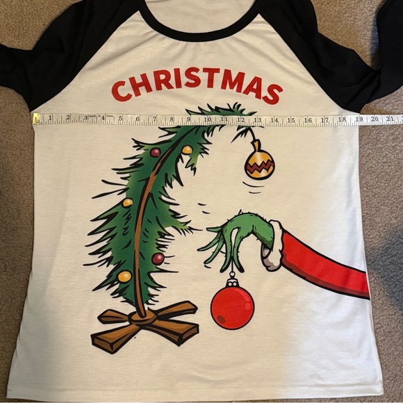 Woman’s size small grinch top. - Picture 3 of 6
